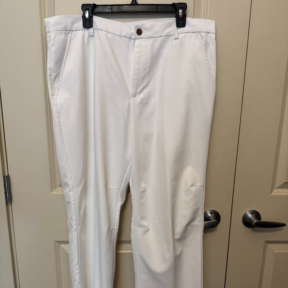 Izod Men’s White Golf Pants 38x32 Classic Fit Performance